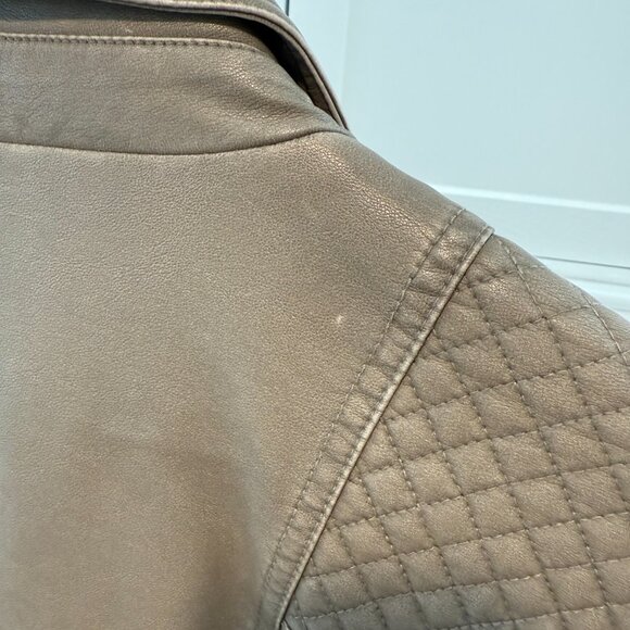 🩶 Black Rivet Moto Jacket 🩶 - Picture 6 of 10